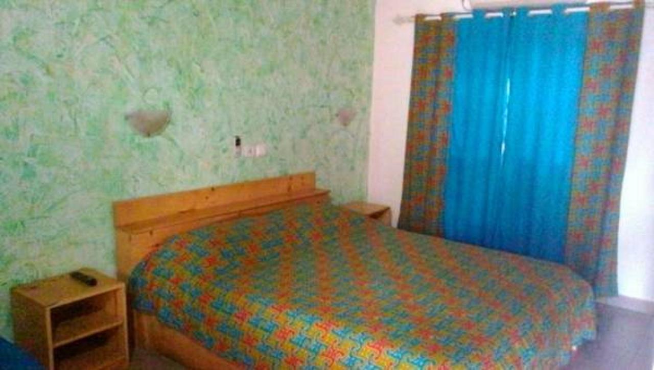 Hotel Robinson Plage Ломе Екстер'єр фото